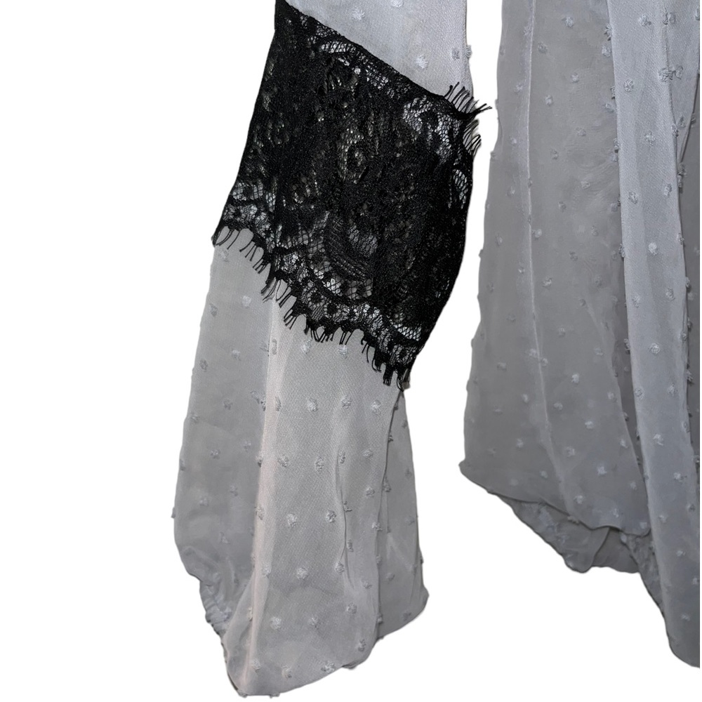 Altar’d State Lavender/Black Blouse (M) - Picture 2 of 4